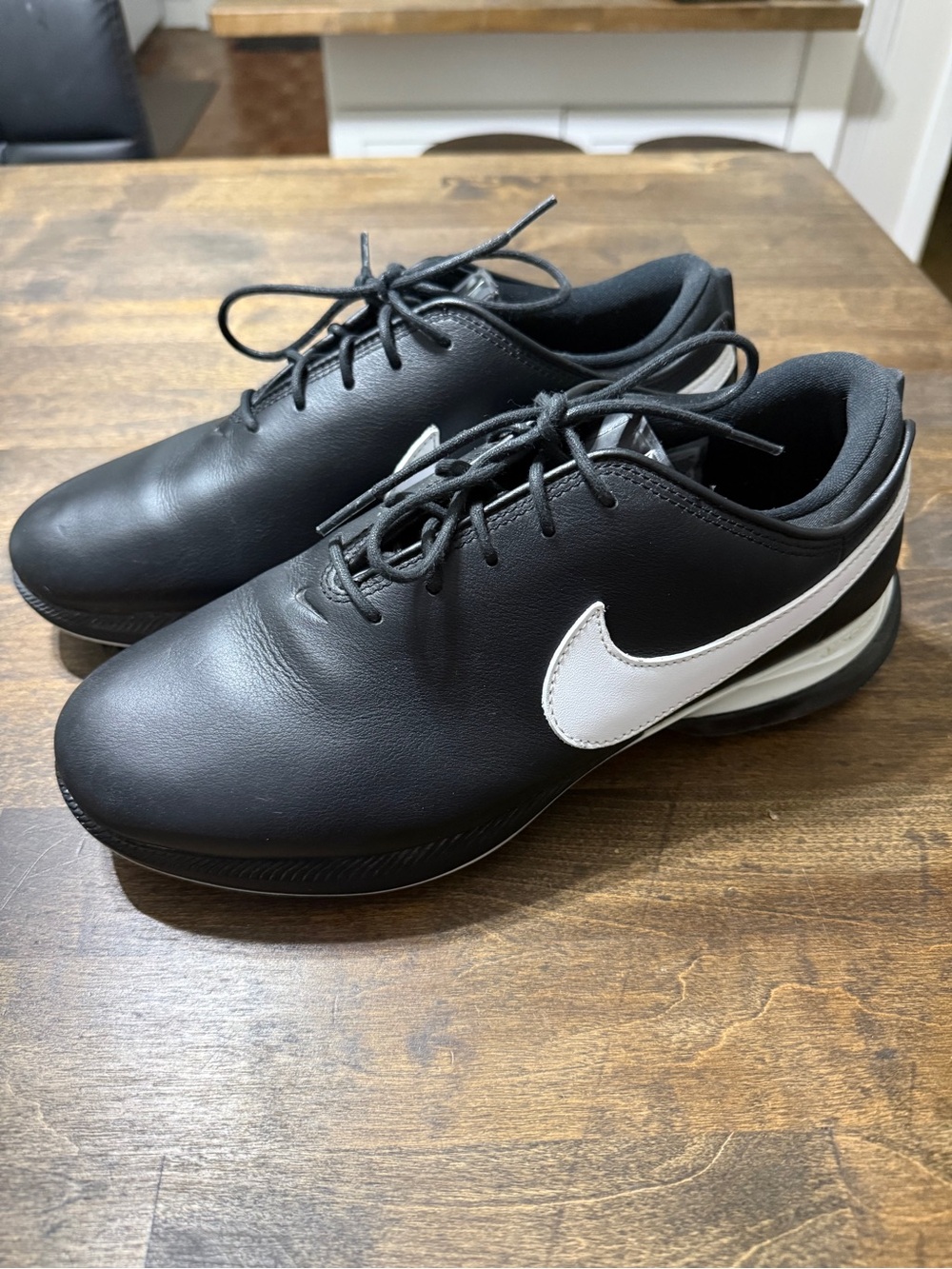 Nike Men’s B&W Air Zoom Golf Shoes